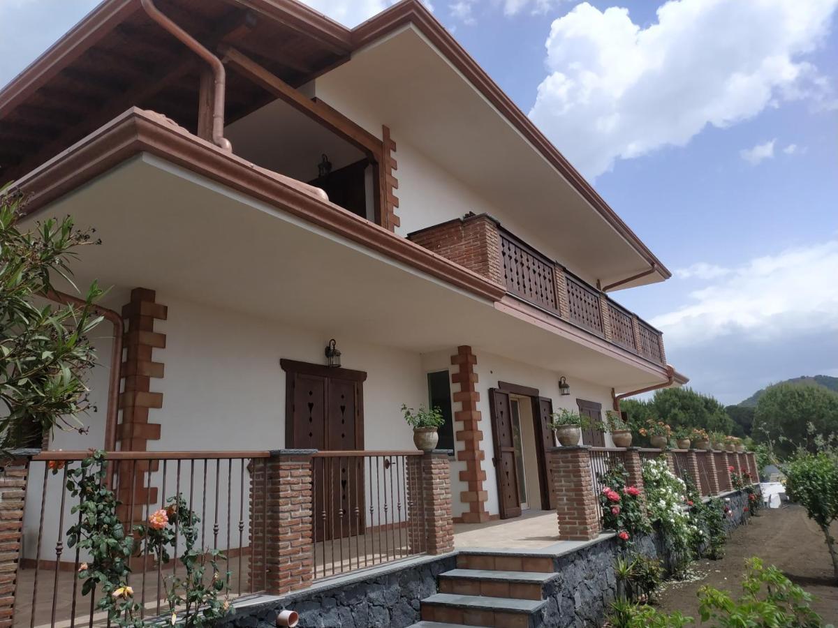尼科洛西Etna Casa Del Sole住宿加早餐旅馆 外观 照片